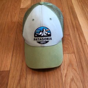 Green Patagonia Hat